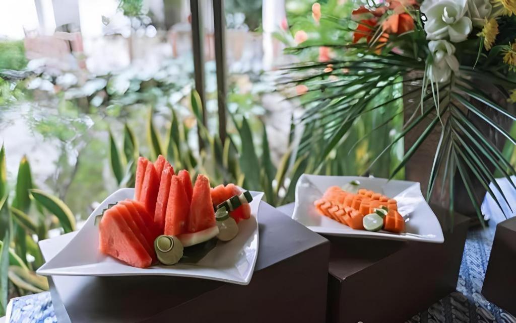 Grand Legi Hotel Mataram Exterior foto